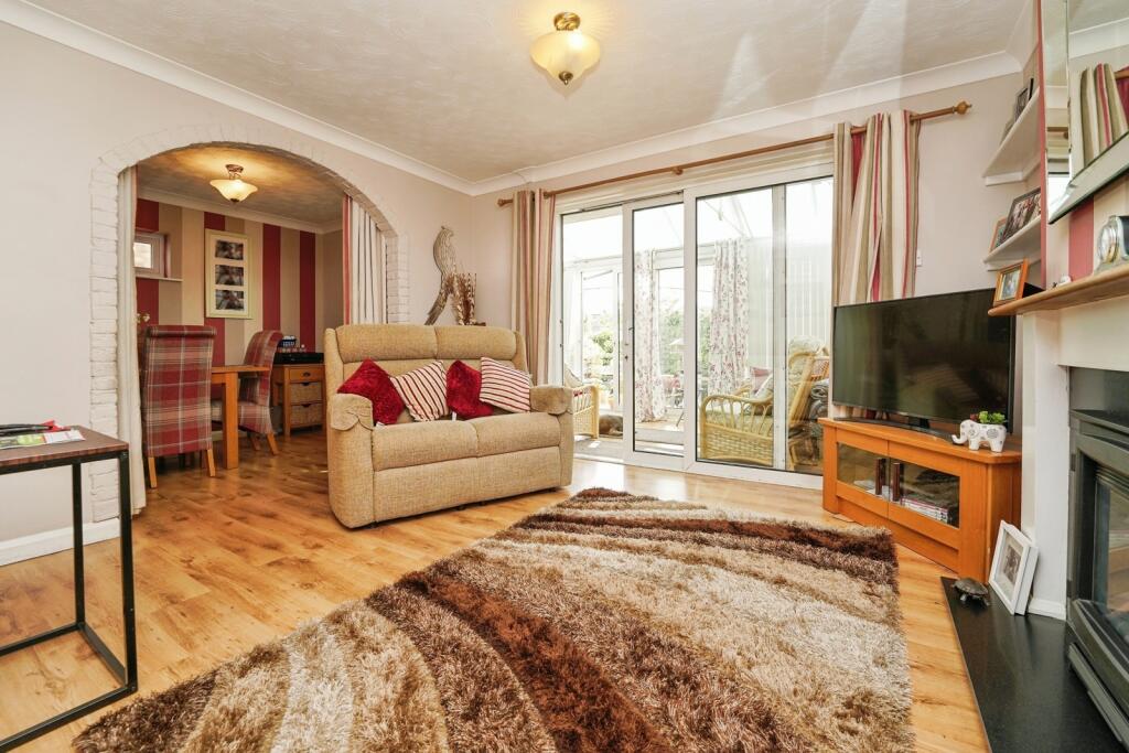 House in Gloucester - More