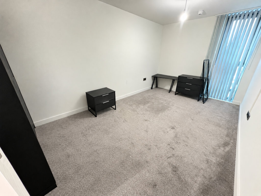 Apartment in Manchester - View 4