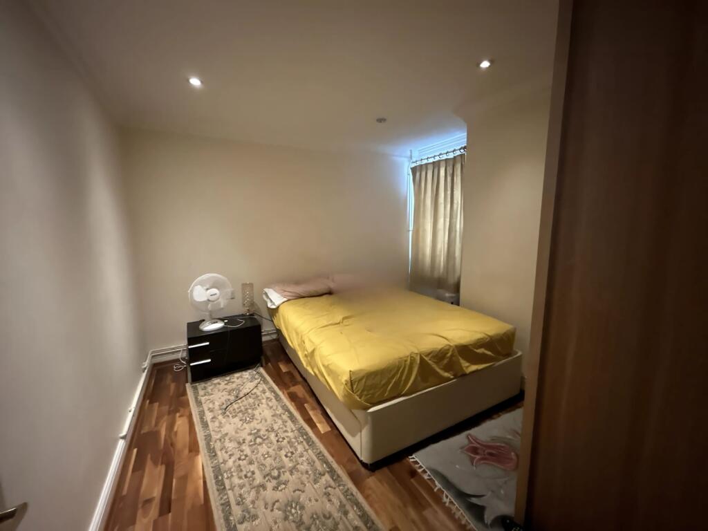 Knaresborough House, Knaresborough Place, Earls Court, SW5 photo 3