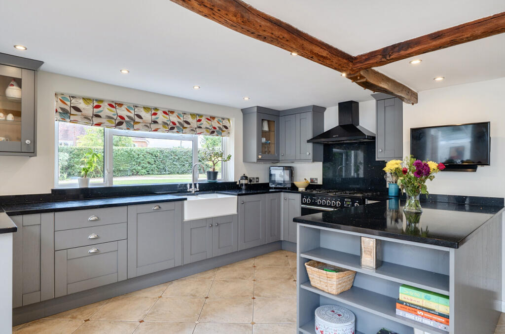 House in Redlynch, Morgan's Vale - View 2