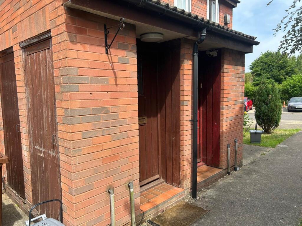Main image of property: Rodgers Close, Elstree