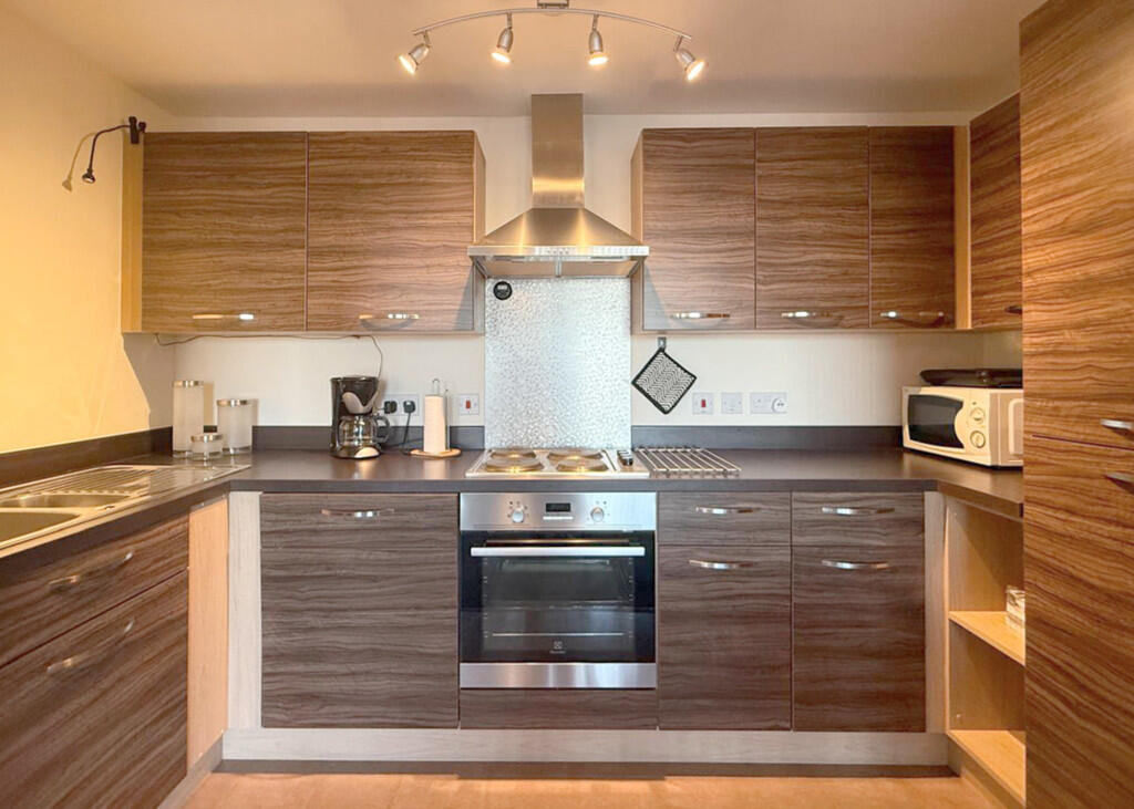 Apartment in Coventry, West Midlands - View 2
