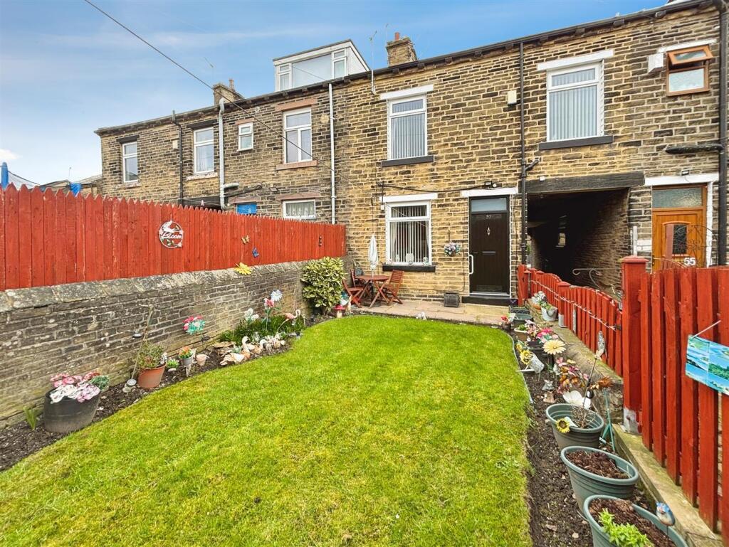 Main image of property: Holme Street, Bradford, BD5 0LE