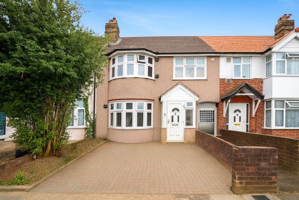 Main image of property: Ash Grove, Heston, Greater London, TW5