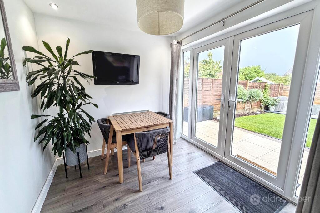 Somerset Drive, Lindley Park, Nuneaton, CV10 8DD - View 5