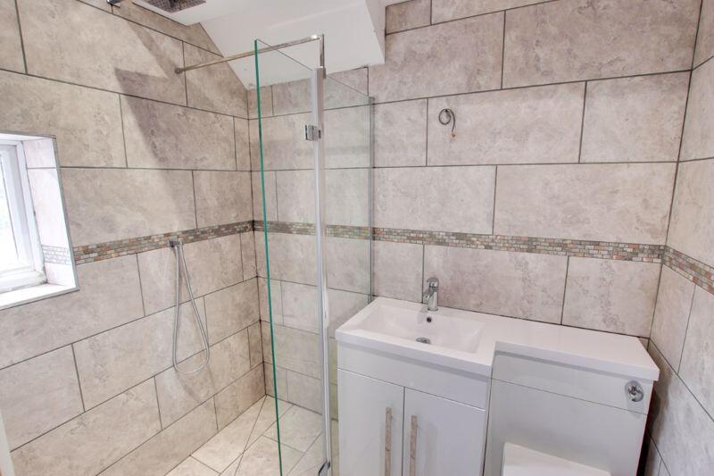 Apartment in Bath - More