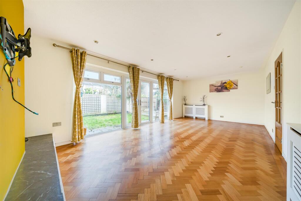 House in London, Poverest, Crofton - View 5