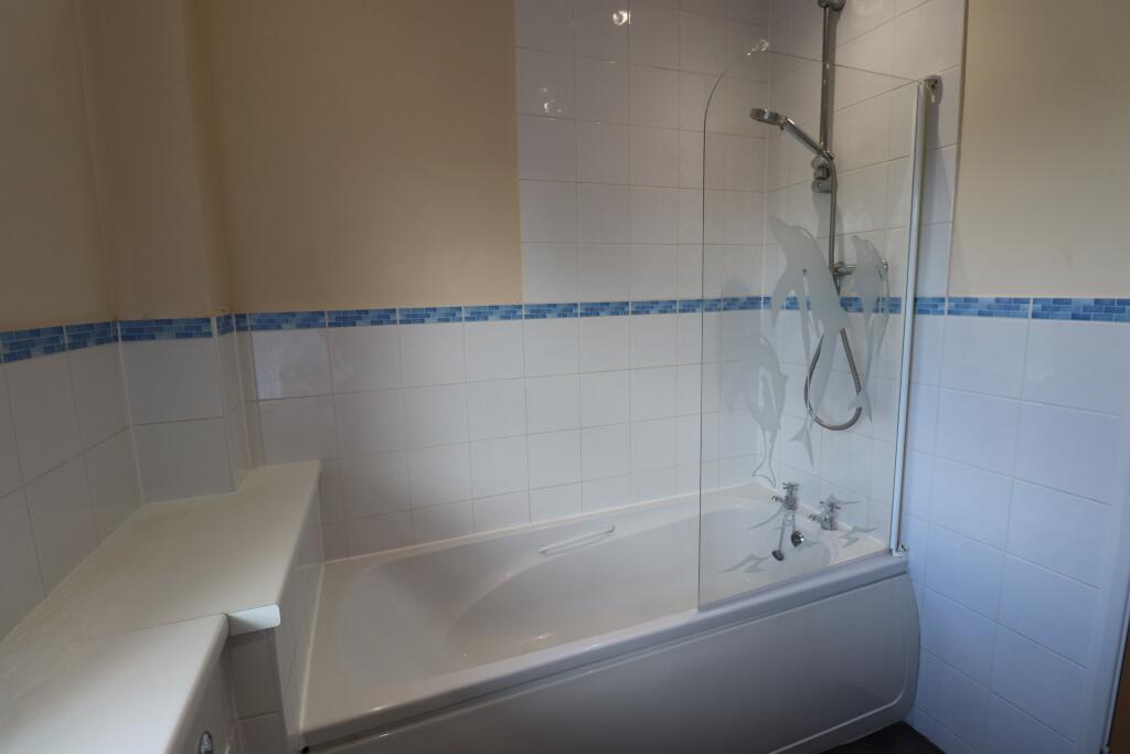 Apartment in Northampton - View 4