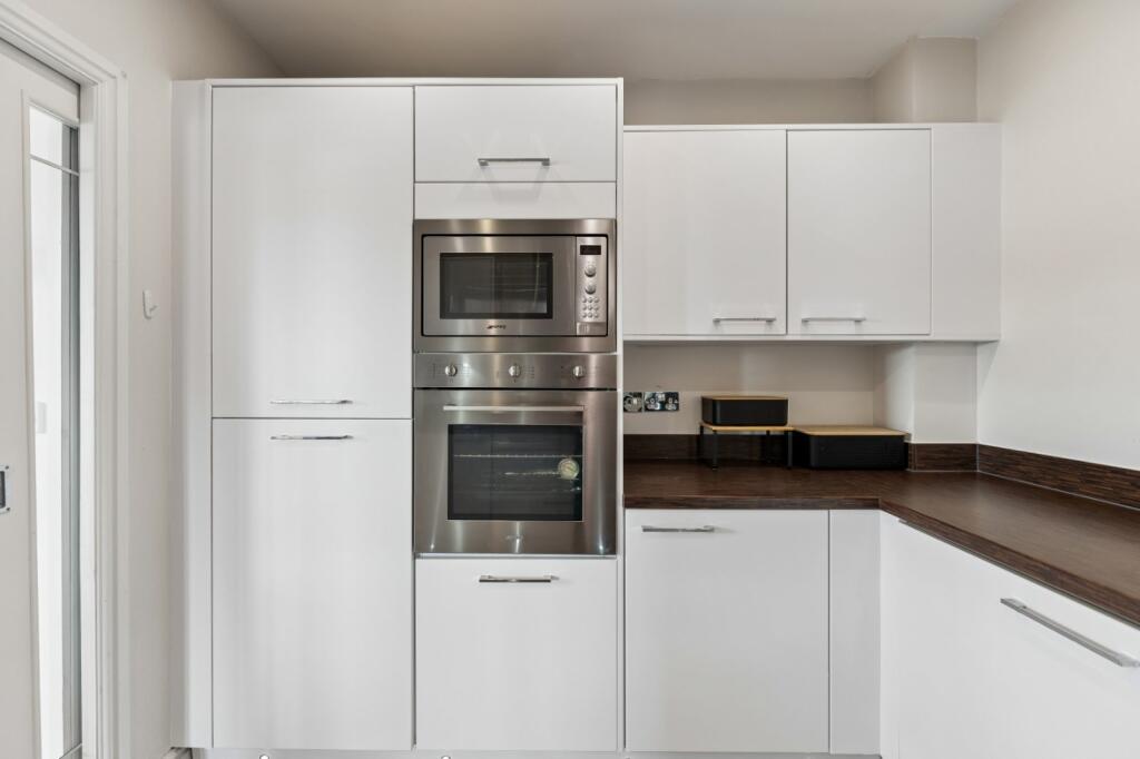 Apartment in Glasgow - More