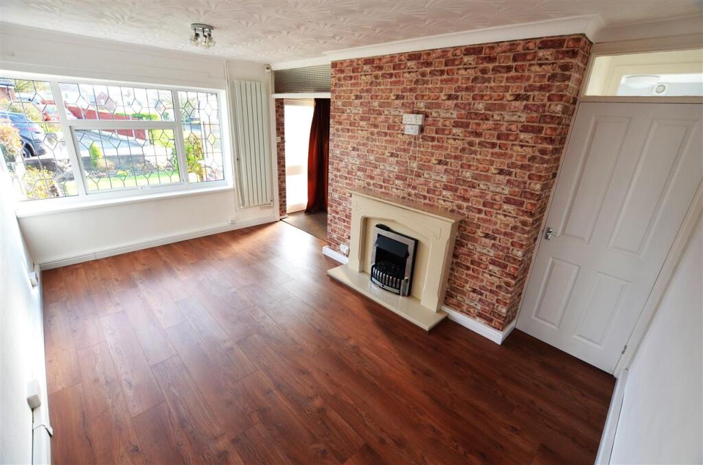 Ashdale Road, Mount Pleasant, Fenton, Stoke-On-Trent photo 4