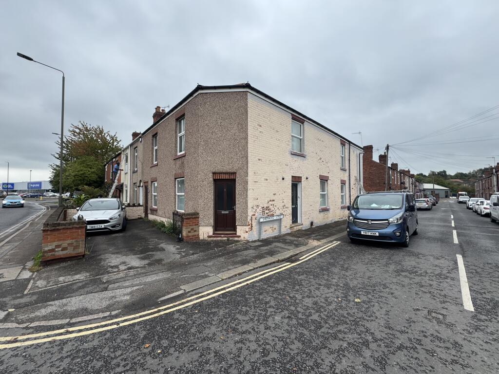 Main image of property: Sherwood Court, Derby Road, Chesterfield, S40