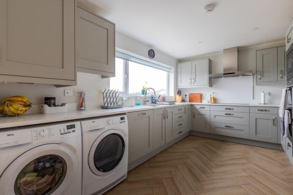 Tor View, Bedwas, photo 3