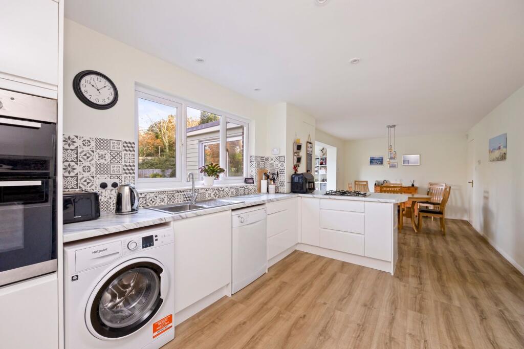 Lower Station Road, Henfield, BN5 photo 3