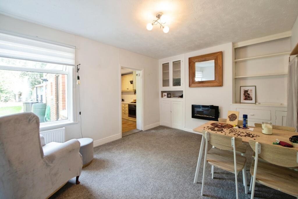 House in Portsmouth - More