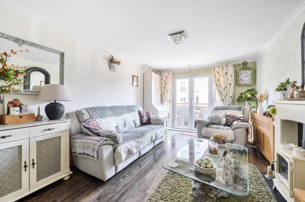Apartment in Poole - View 2