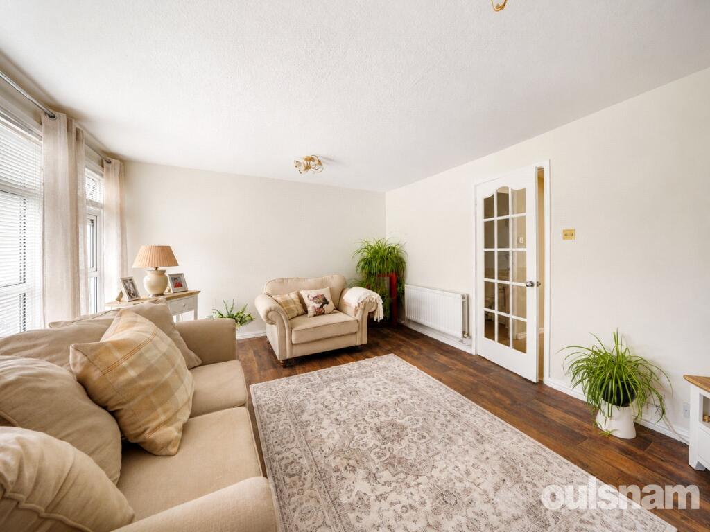 House in Worcester - View 4
