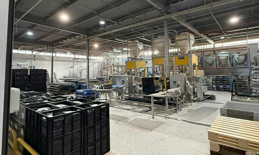 12warehouse1.jpg