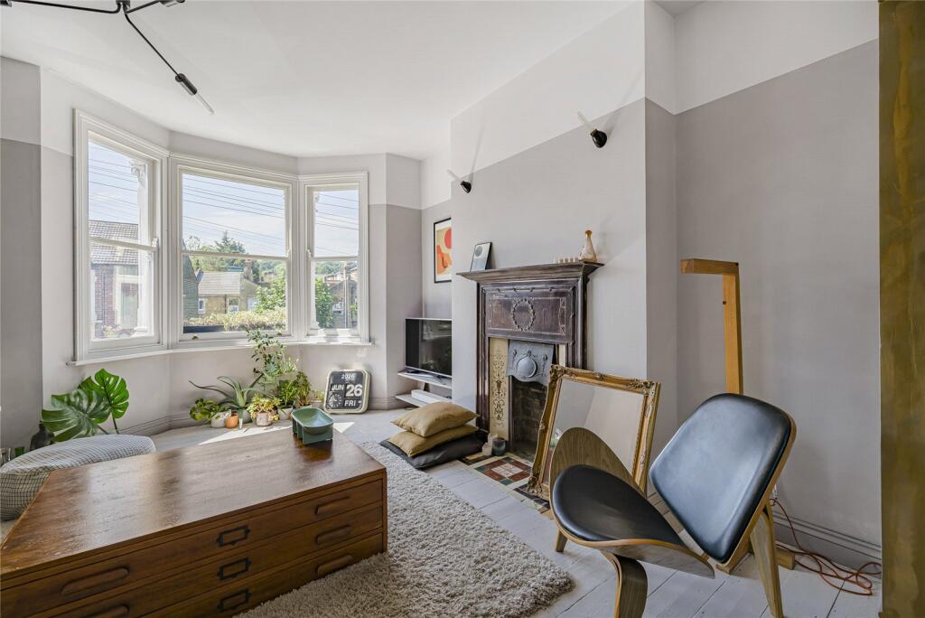 Apartment in London - View 5