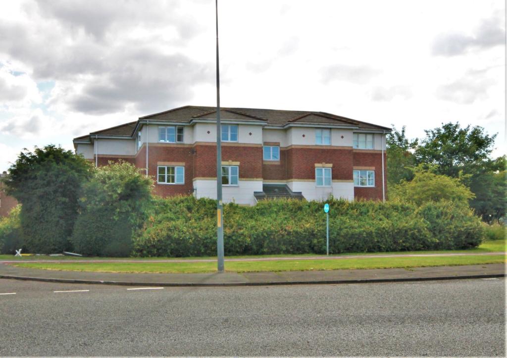 29, Mill Meadow Court photo 2