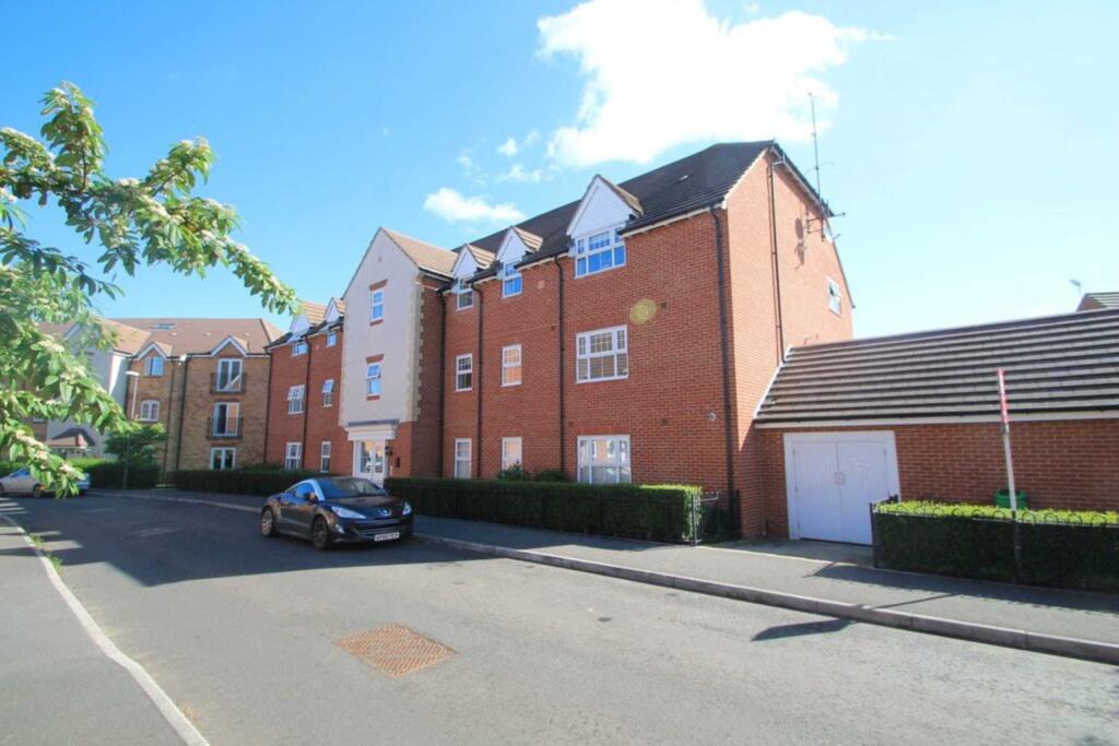Main image of property: Hancock Close, Aylesbury, Buckinghamshire, HP21