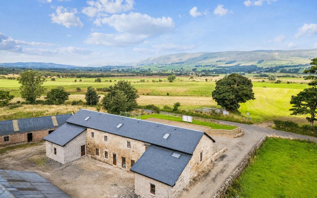 House in Glasgow, East Dunbartonshire - View 2