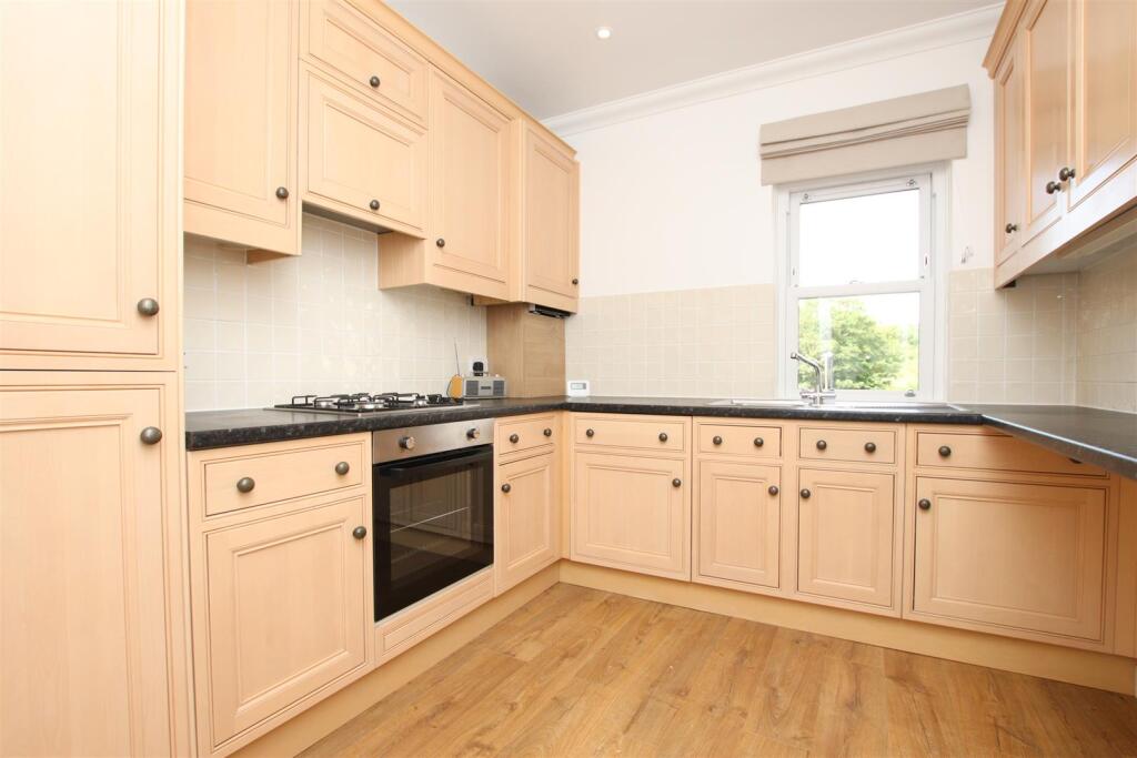 Apartment in Bath - View 3