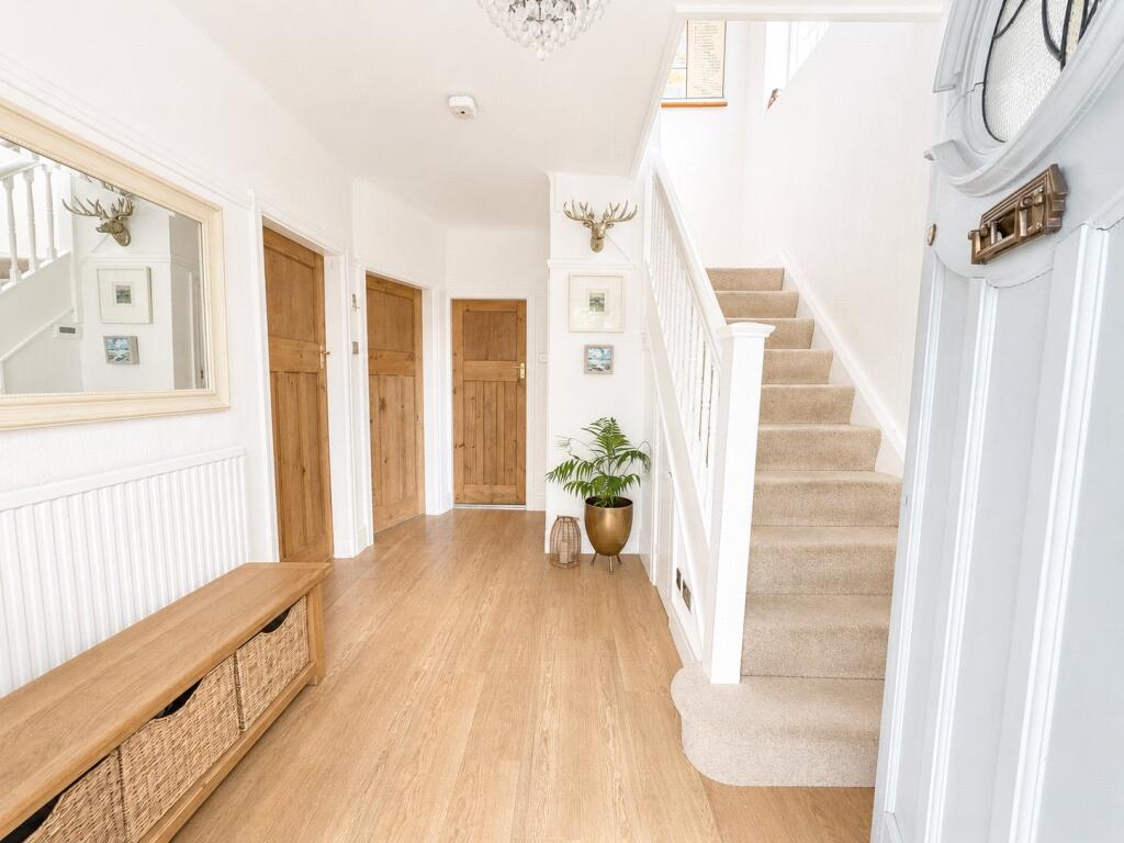 Pensby Road, Pensby, Wirral, CH61 photo 4