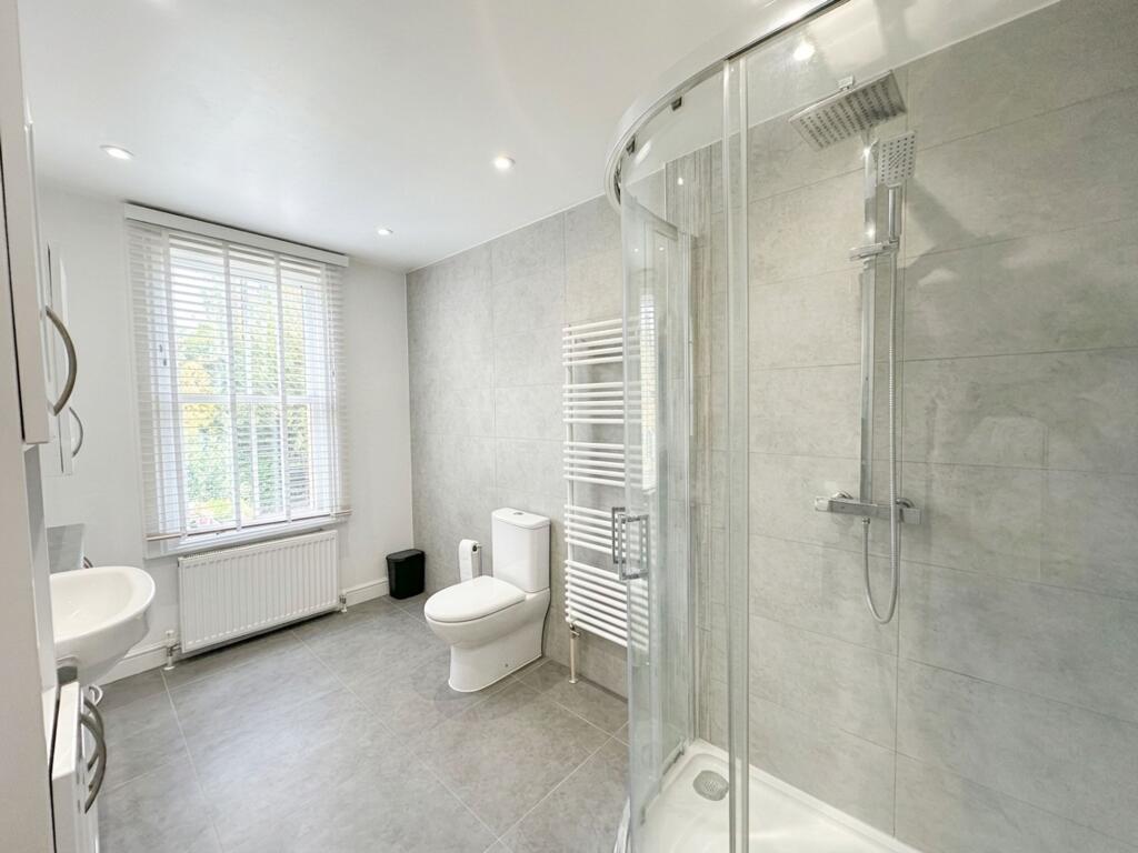 House in Watford - View 4