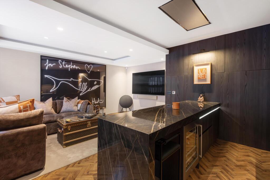 Main image of property: Gloucester Place Mews, London, W1U