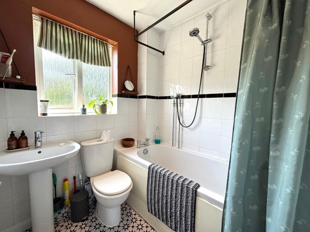 House in Havant, Waterlooville - View 5