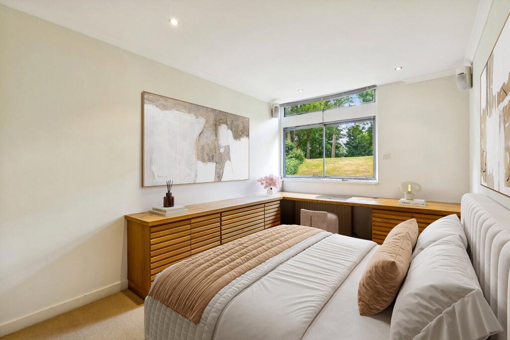 Apartment in London - More
