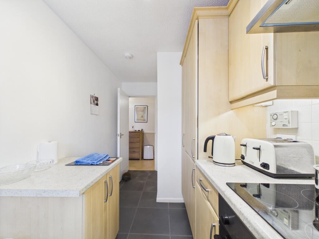 Apartment in Motherwell - More