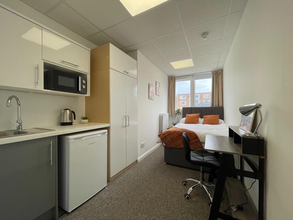 Main image of property: Wilbury Villas - P2043S55