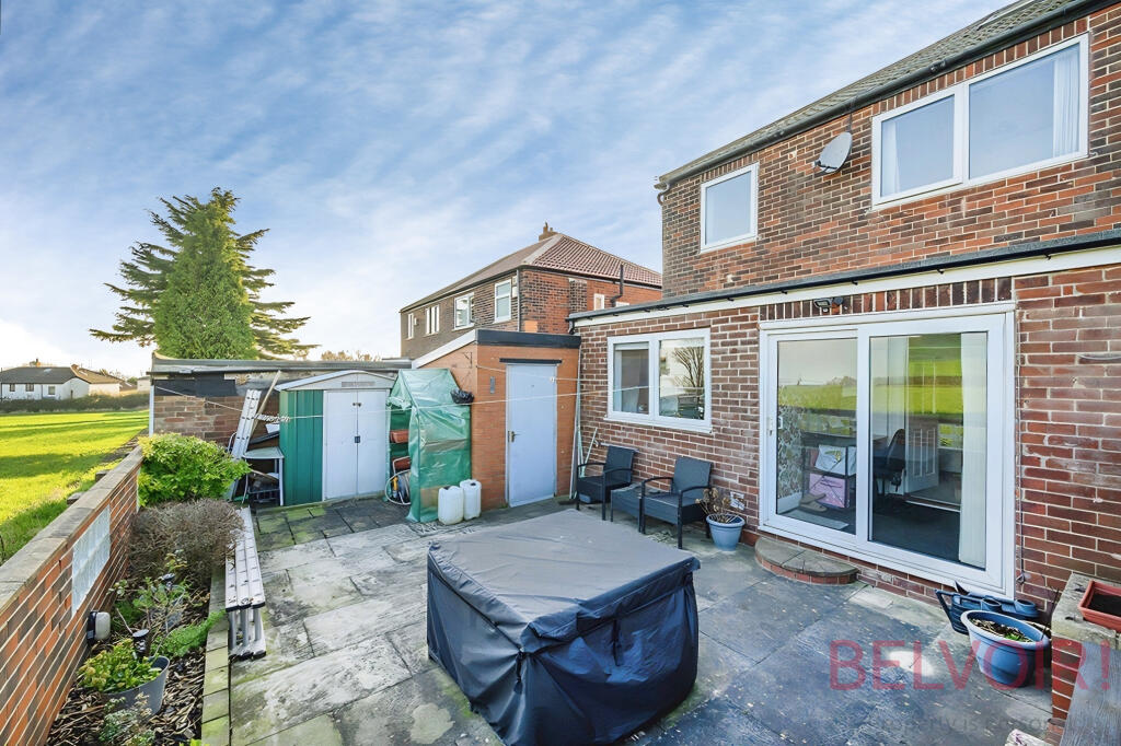 Main image of property: The Close, Wakefield, WF3