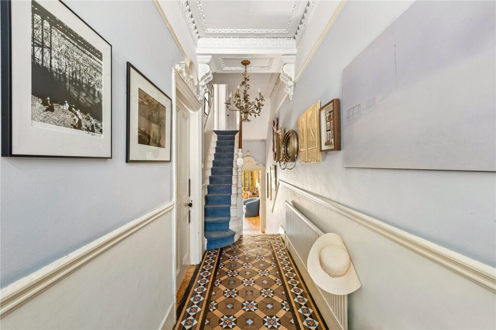 House in London - View 4