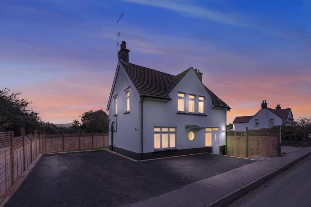 4-bed detached on Steyning Road, Shoreham-By-Sea, BN43, £575,000