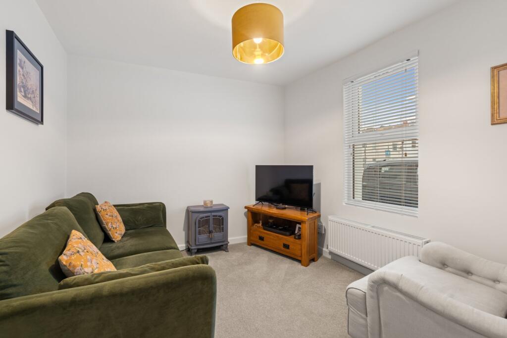 Charles Street, Cheltenham, GL51 photo 3
