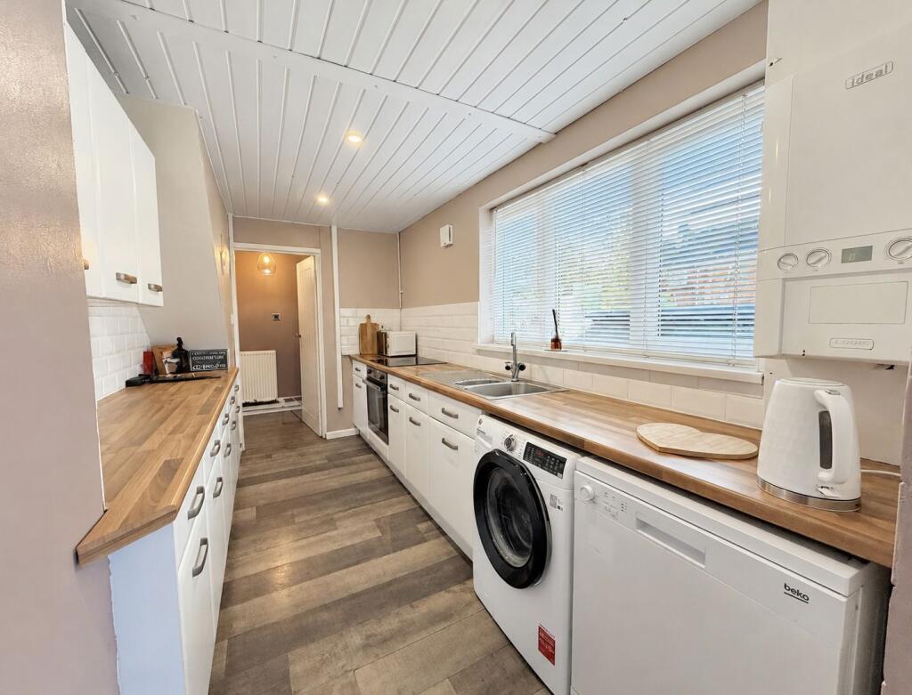 House in North Tyneside, Chirton - More