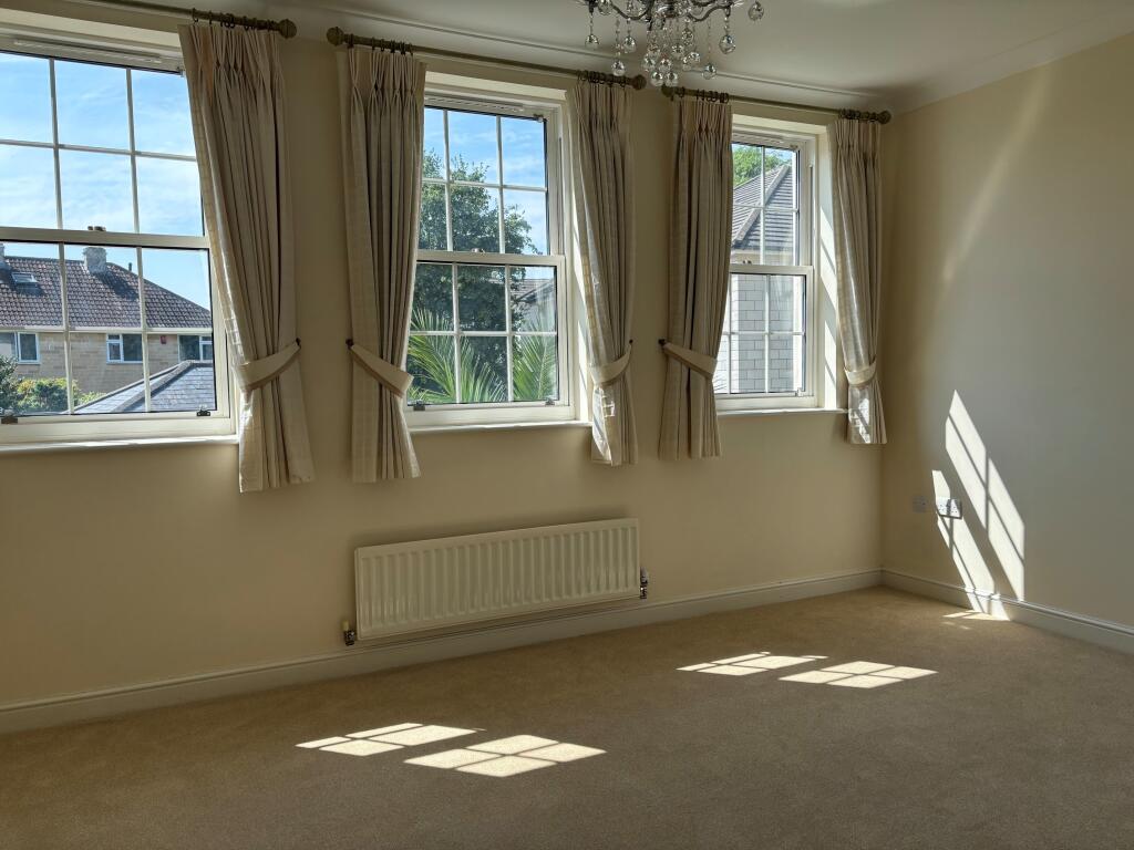 Horstmann Close, Bath  photo 4
