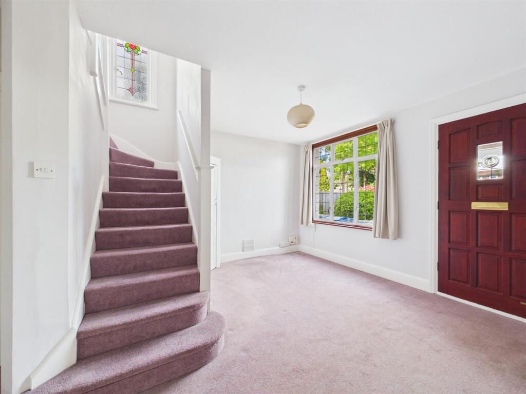 Southwood Avenue, Coulsdon photo 2