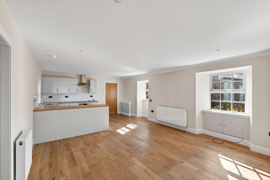 House in Edinburgh - More