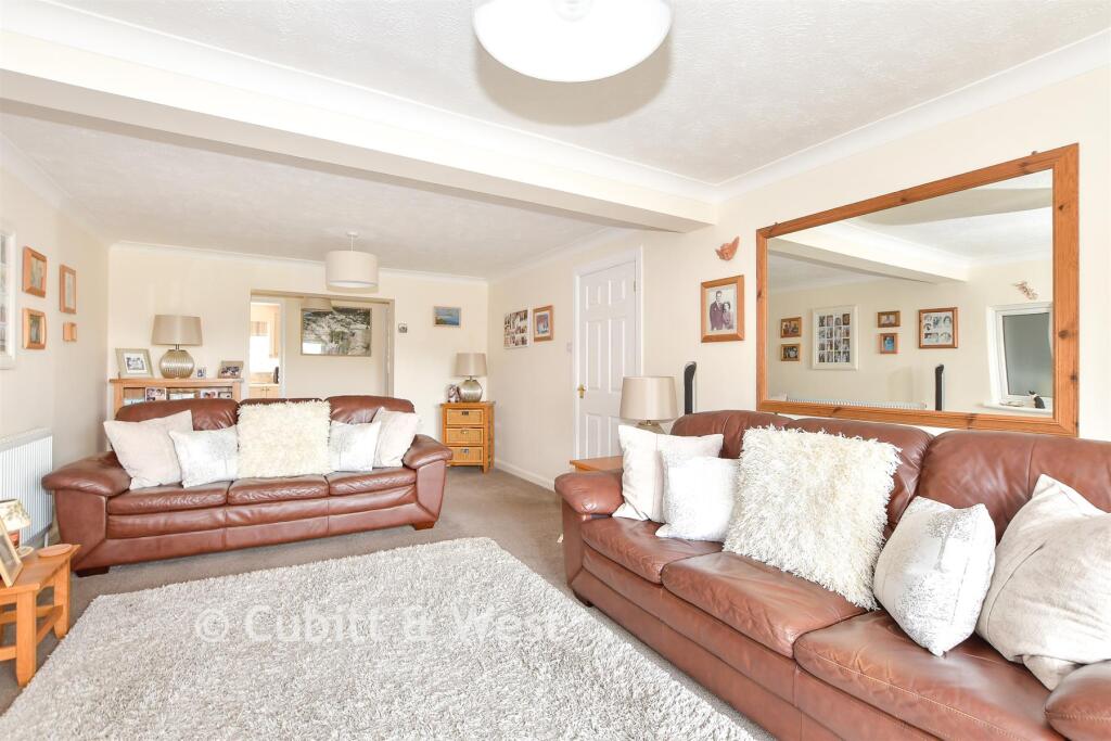 House in Tonbridge - View 3