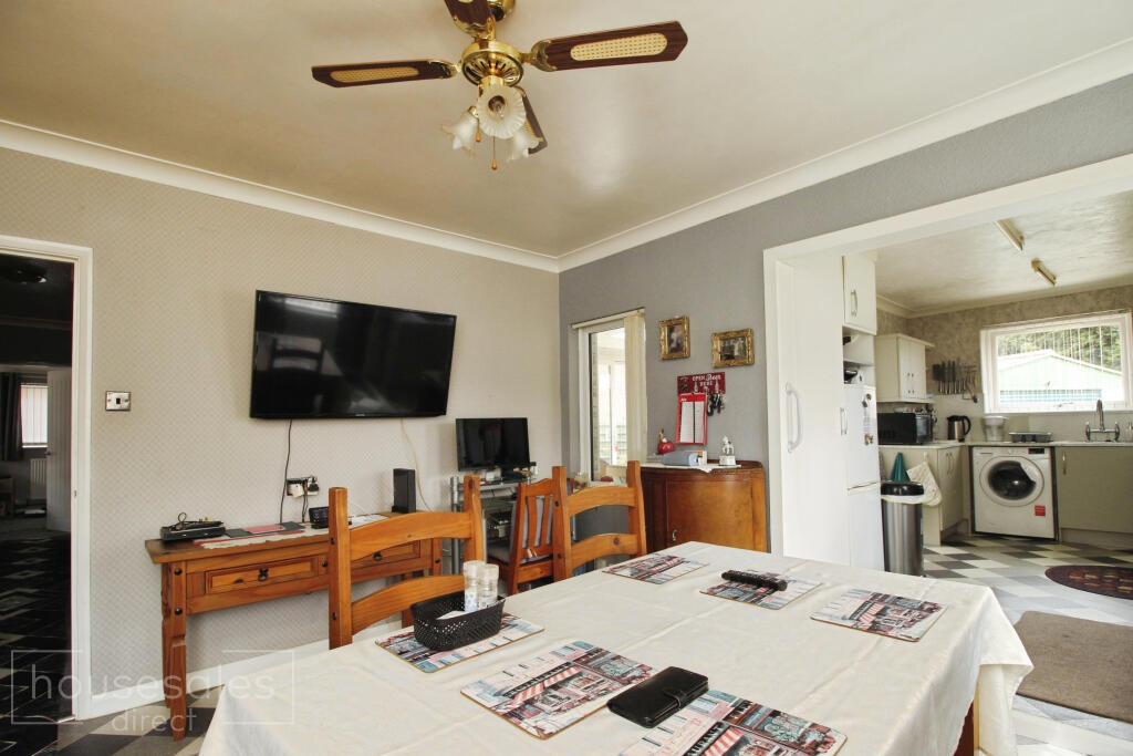 House in Peterborough - View 5