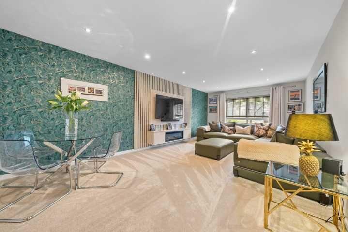 0/1, 16b Carmyle Avenue, Glasgow - View 2