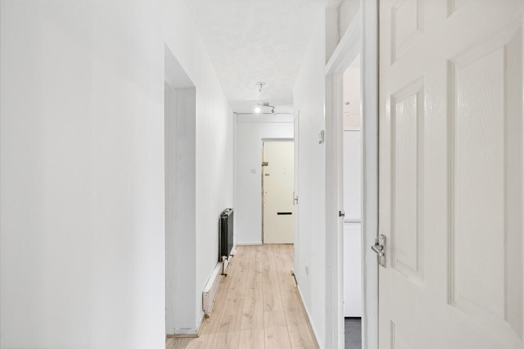 Apartment in Liverpool, Tuebrook - View 4