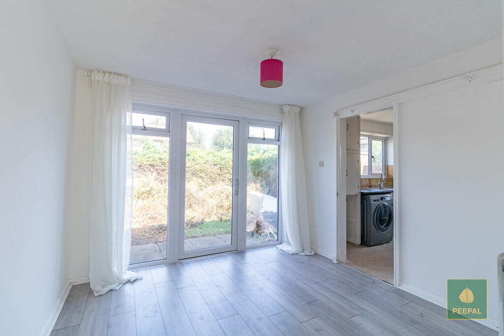 House in Basingstoke and Deane, Berg Estate, South Ham - View 4
