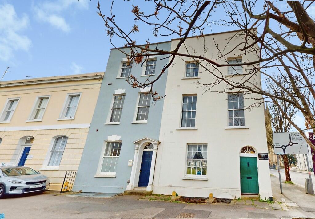 Main image of property: St Georges Square, Cheltenham