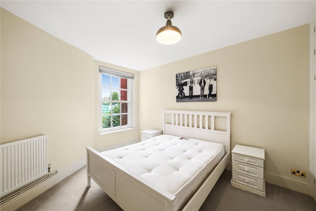 Apartment in London - View 3