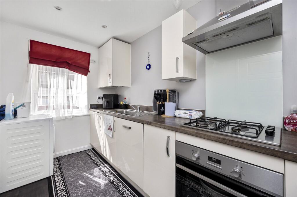 House in Worthing, West Worthing - View 2