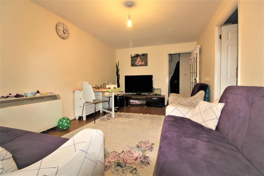 Main image of property: Dundas Mews, Enfield Island Village
